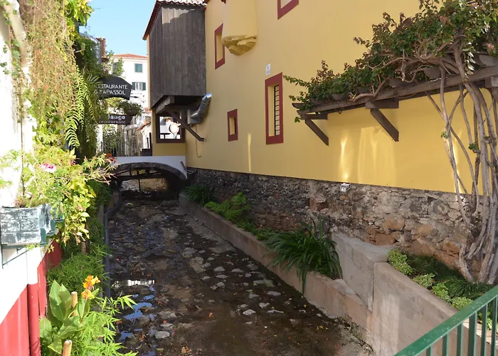 Residencial Mariazinha 酒店 2*