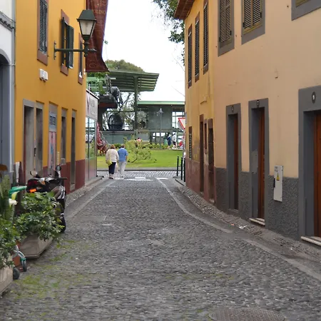 酒店 Residencial Mariazinha 丰沙尔