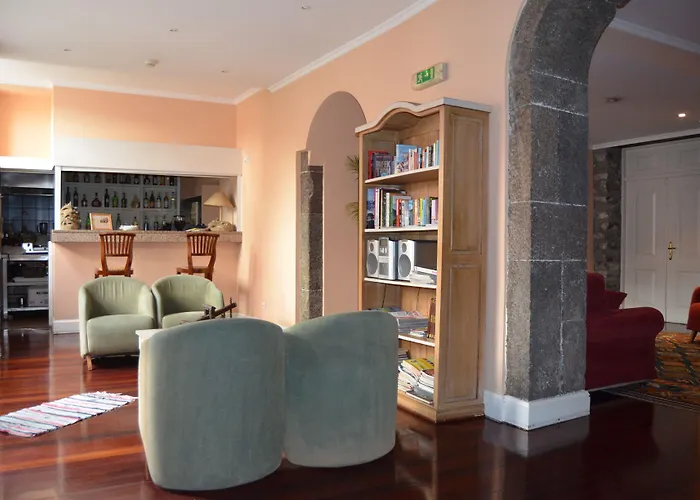 Residencial Mariazinha Отель Фуншал