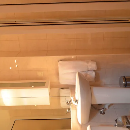 Residencial Mariazinha 2* Funchal (Madeira)