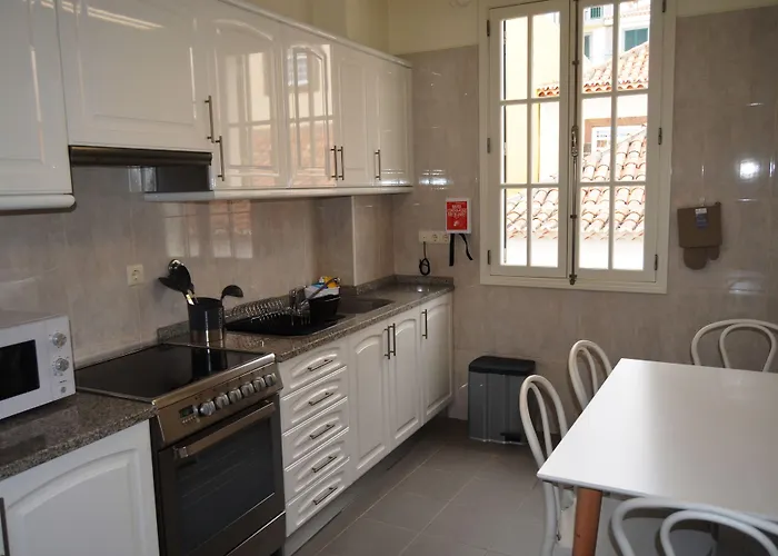 Residencial Mariazinha 2* Funchal (Madeira)