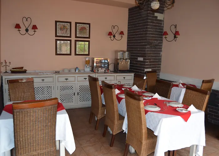 Residencial Mariazinha 酒店 2*